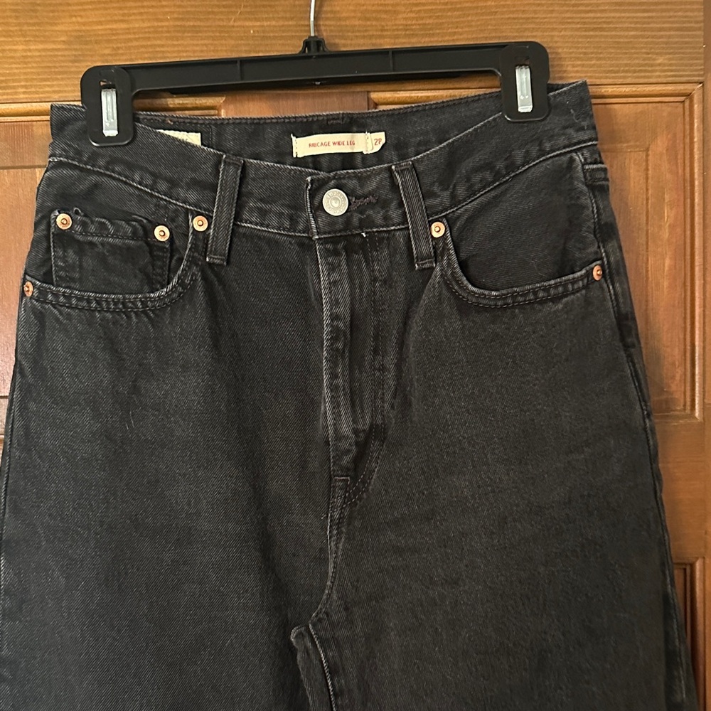 Levi's Ribcage Black Wide Leg Jeans - Picture 3 of 7